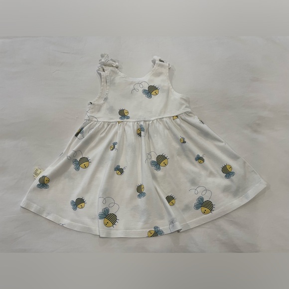 🐝 Cute white BEE dress by Pure Born in size 12 MONTHS! 100% Cotton and so cute - Picture 4 of 7